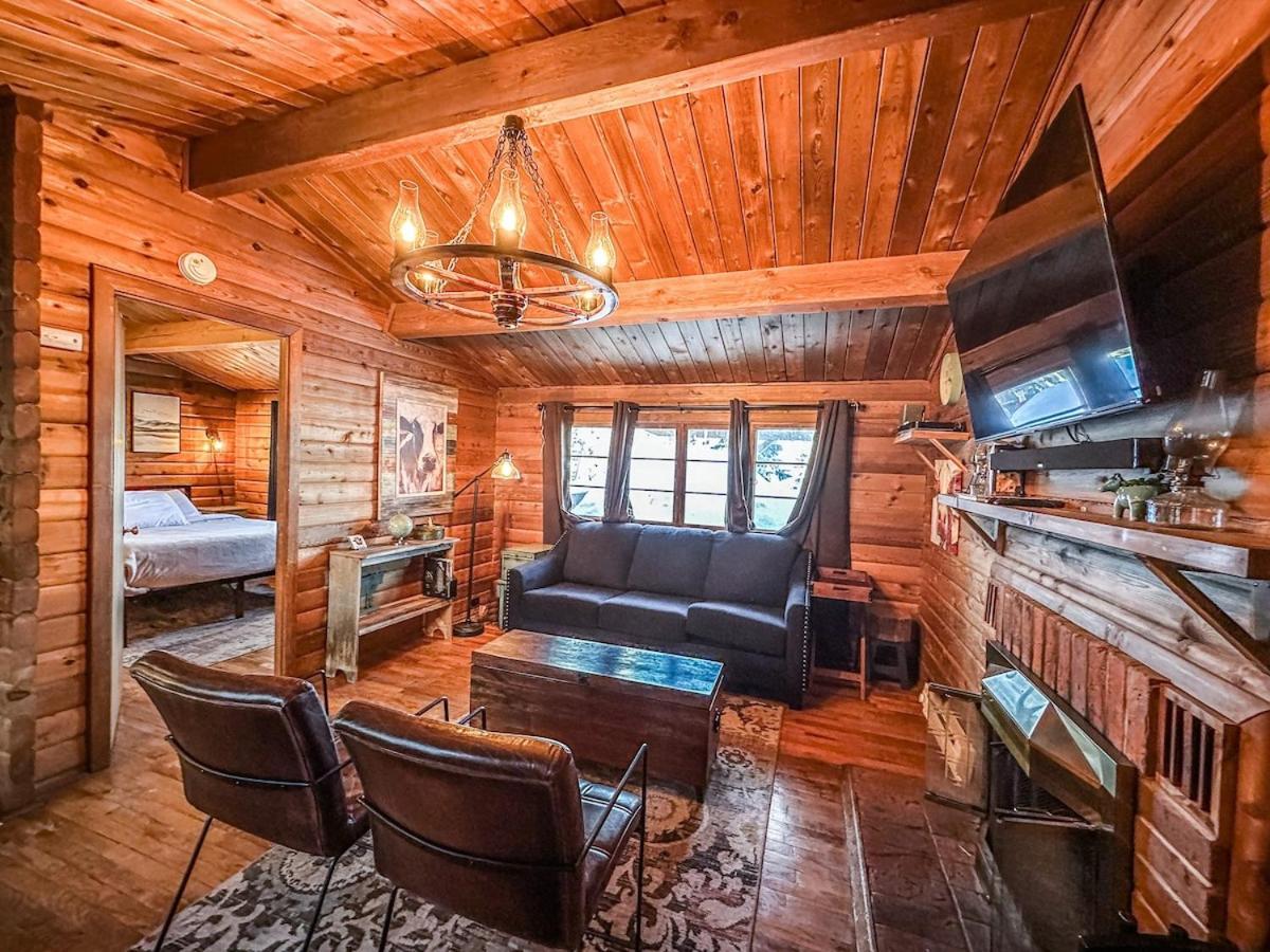 Village Vibes Deck And Bbq Duck Creek Village Luaran gambar